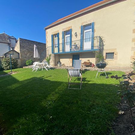 Studio Logis Les Roses Bourbon-lʼArchambault Eksteriør bilde
